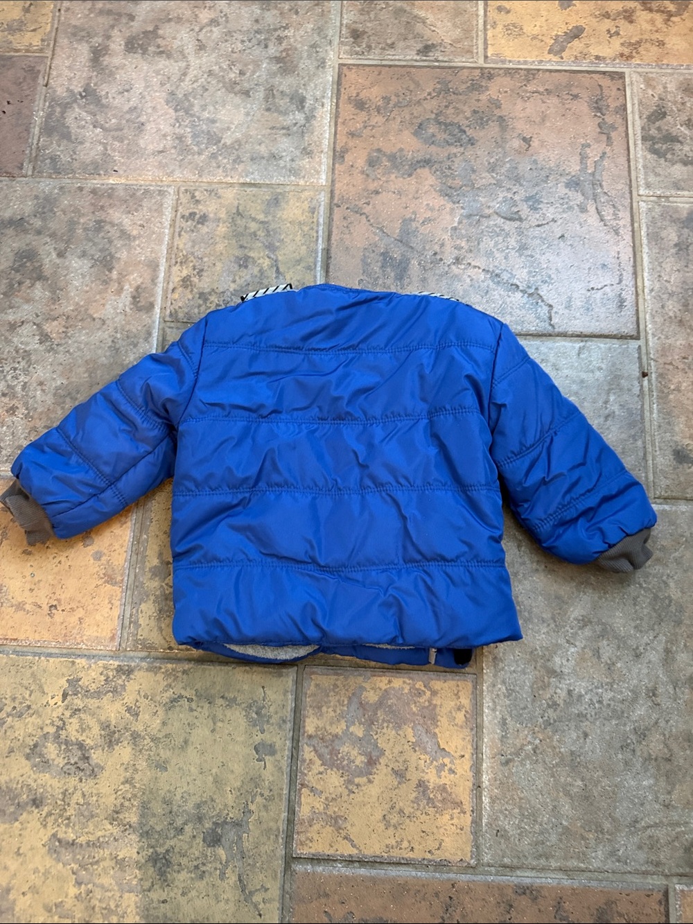 Buckle me baby coat - Picture 2 of 5